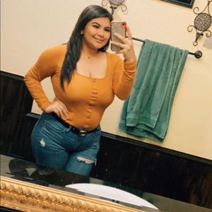 Meet your Posher, Juana